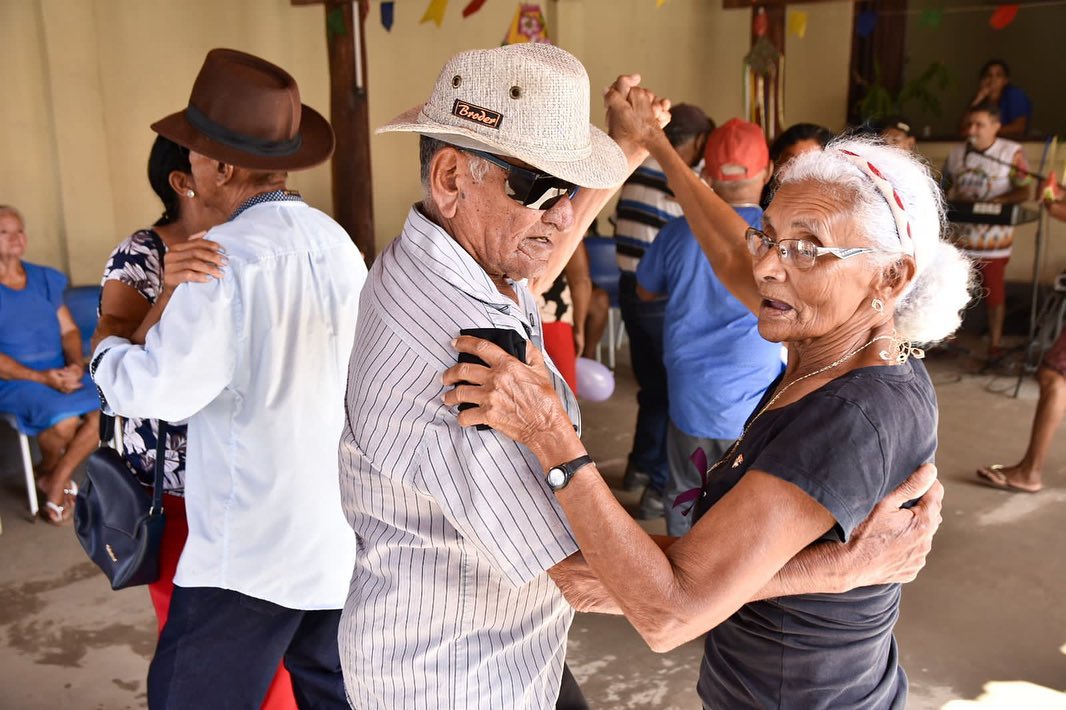 A Sec. de Assistência Social de Dom Pedro, através do Serviço de Convivência e fortalecimento de vínculos, realiza o ARRAIÁ DA MELHOR IDADE